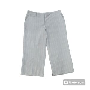 Bobby J Juniors Tan Stripped Wide Leg Low-Rise Bermuda Dress Shorts Size 7/8.